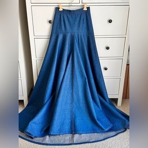 Denim maxi skirt.